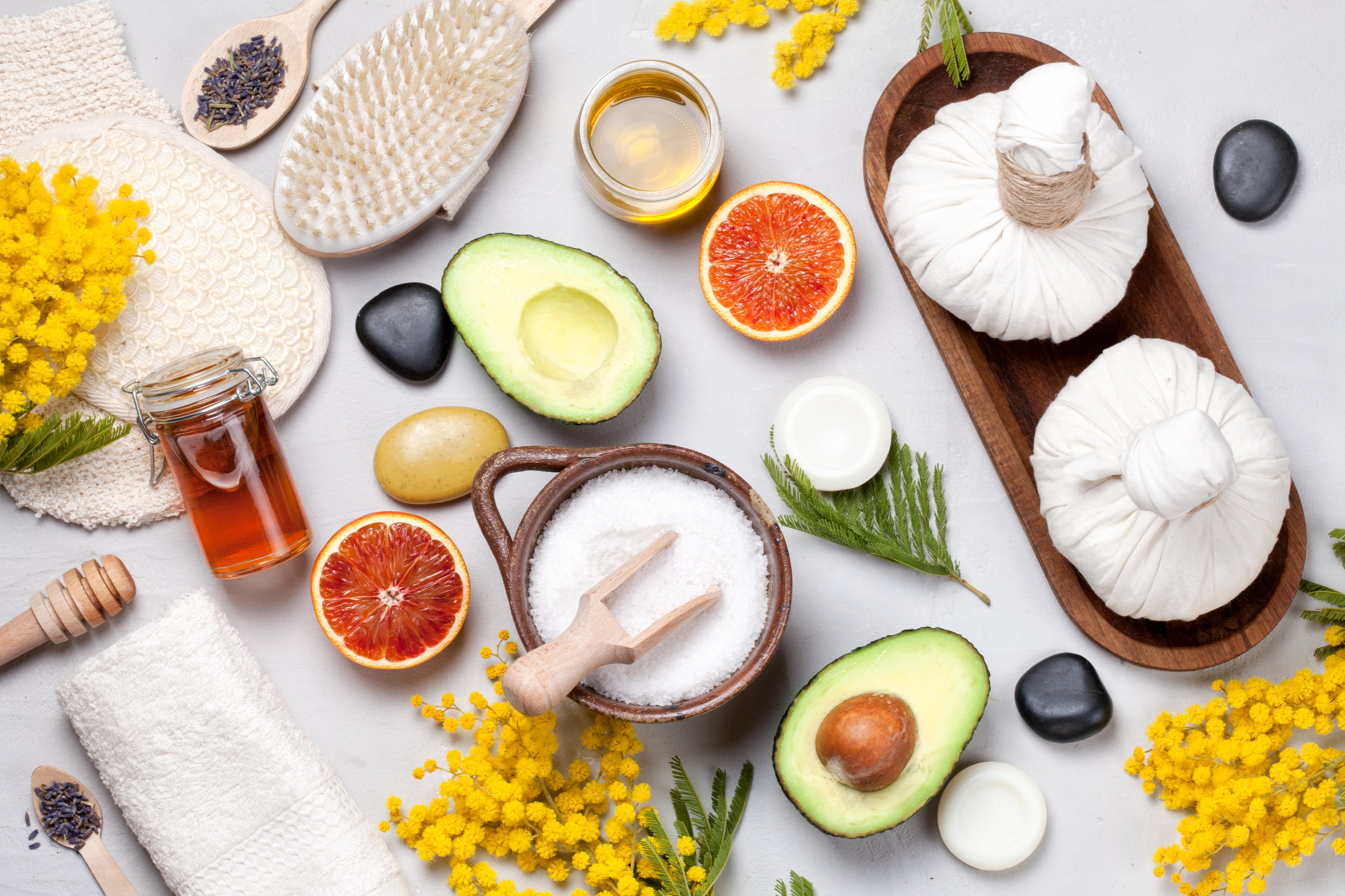 Overview of natural ingredients for beauty DIY